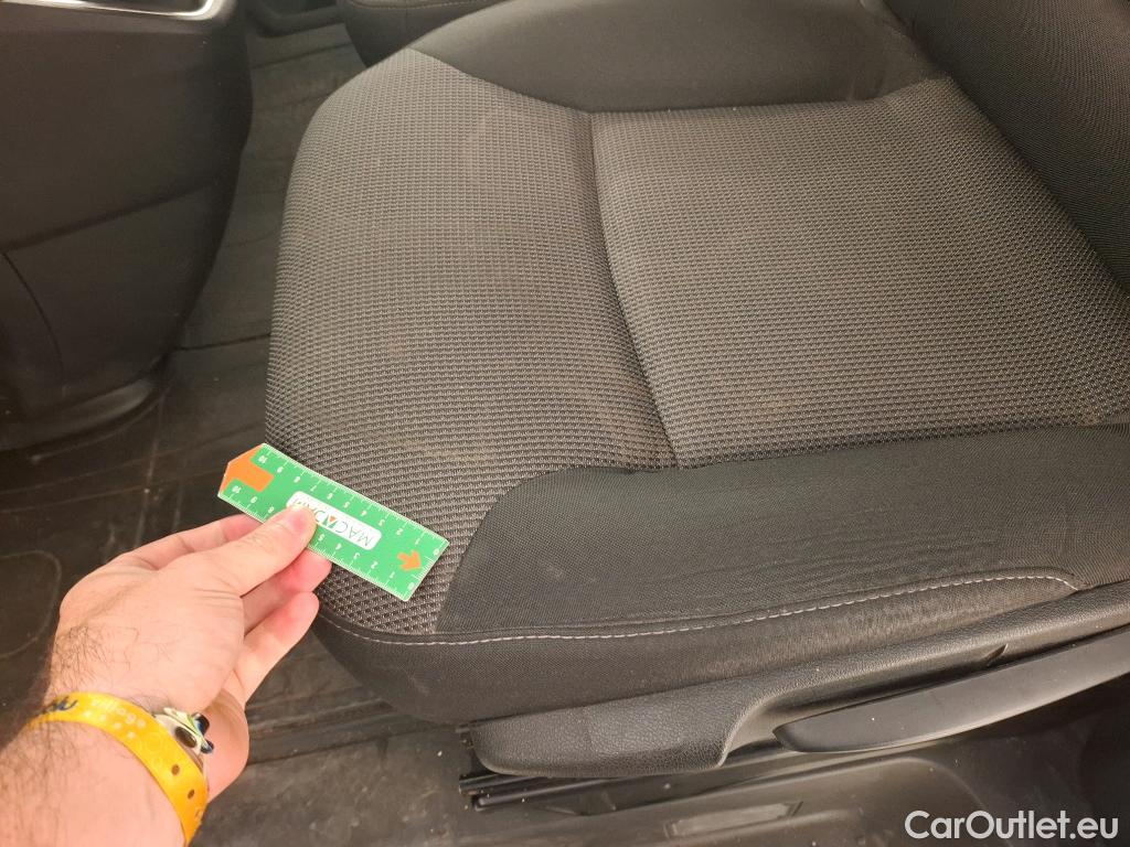  Renault  Trafic RENAULT  / 2021 / 4P / Fourgon tôlé FG CF L1H1 2T8 Blue dCi 150 EDC #32