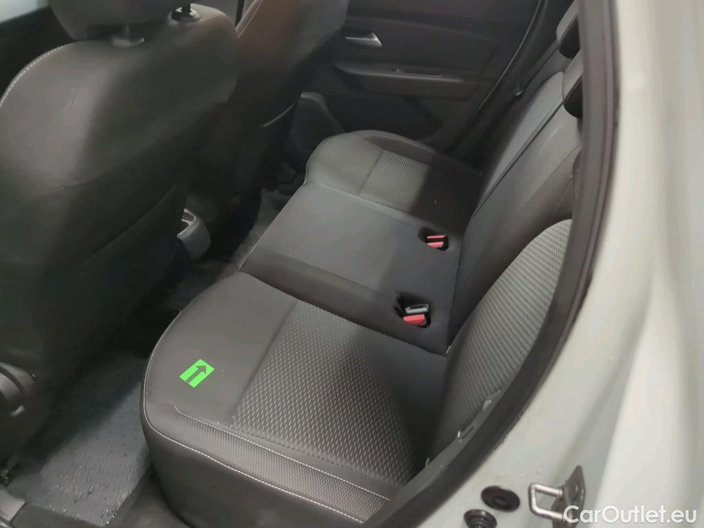  Dacia  Duster 1.5 Blue dCi 115CP Comfort 4WD #31