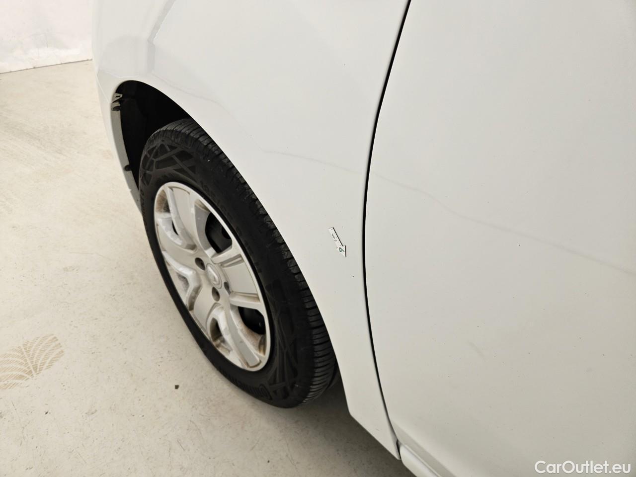  Dacia  Logan 1.5 Blue dCi 95CP Laureate #8