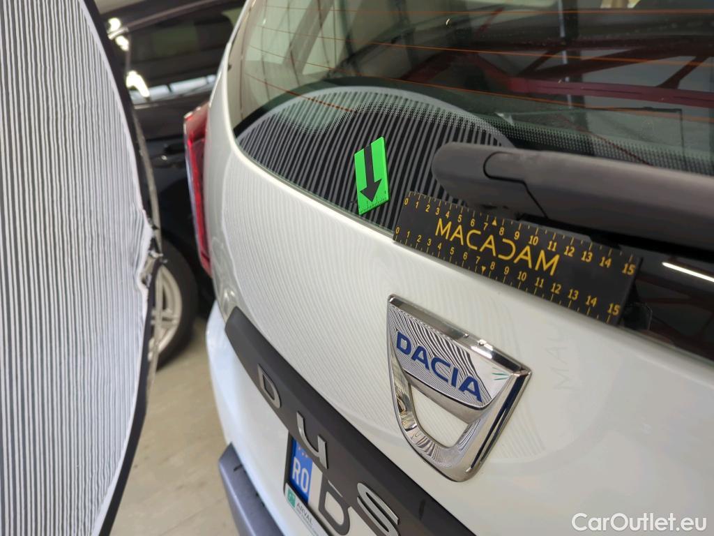  Dacia  Duster 1.5 Blue dCi 115CP Comfort 4WD #10