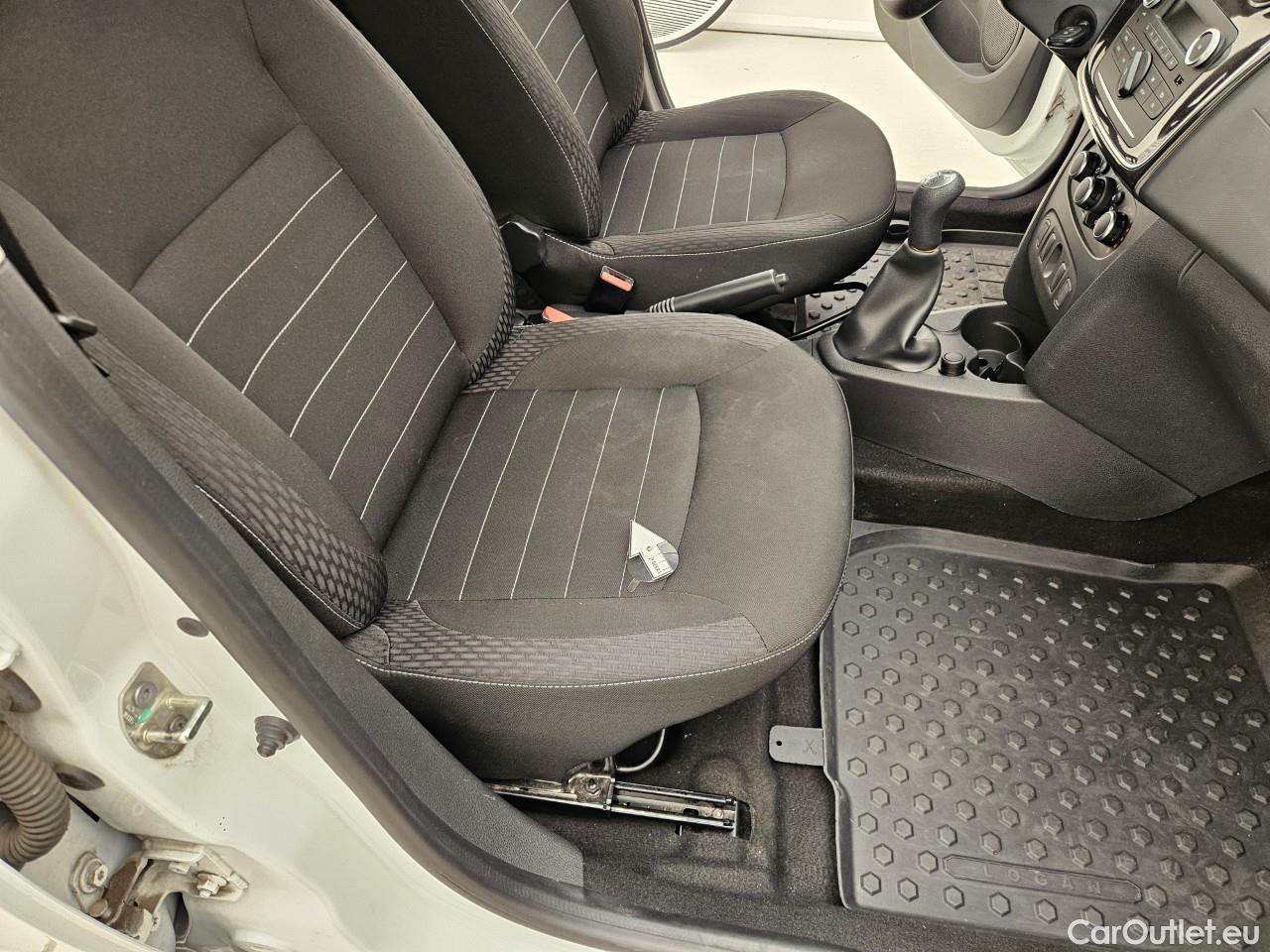  Dacia  Logan 1.5 Blue dCi 95CP Laureate #51