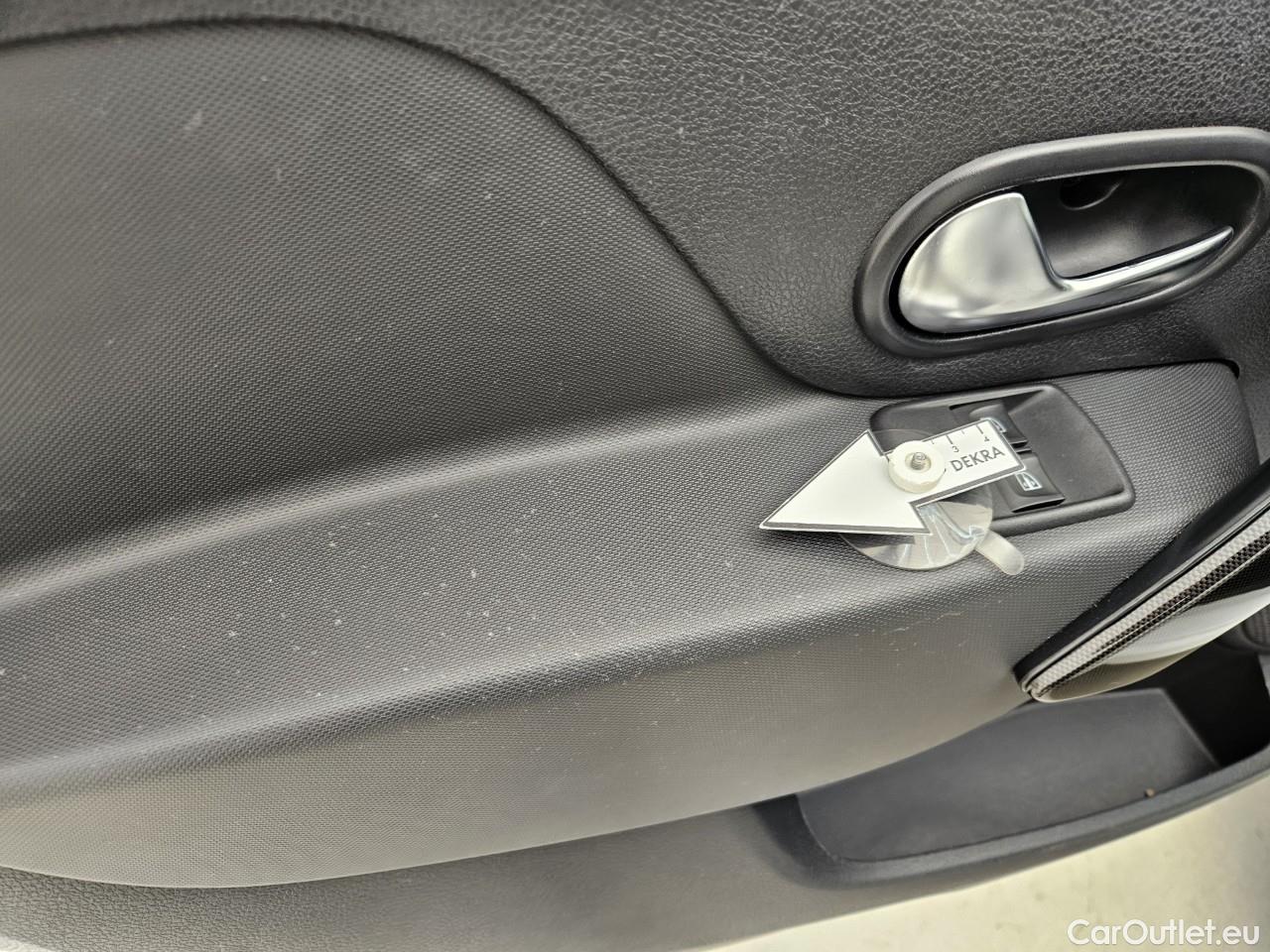  Dacia  Logan 1.5 Blue dCi 95CP Laureate #47