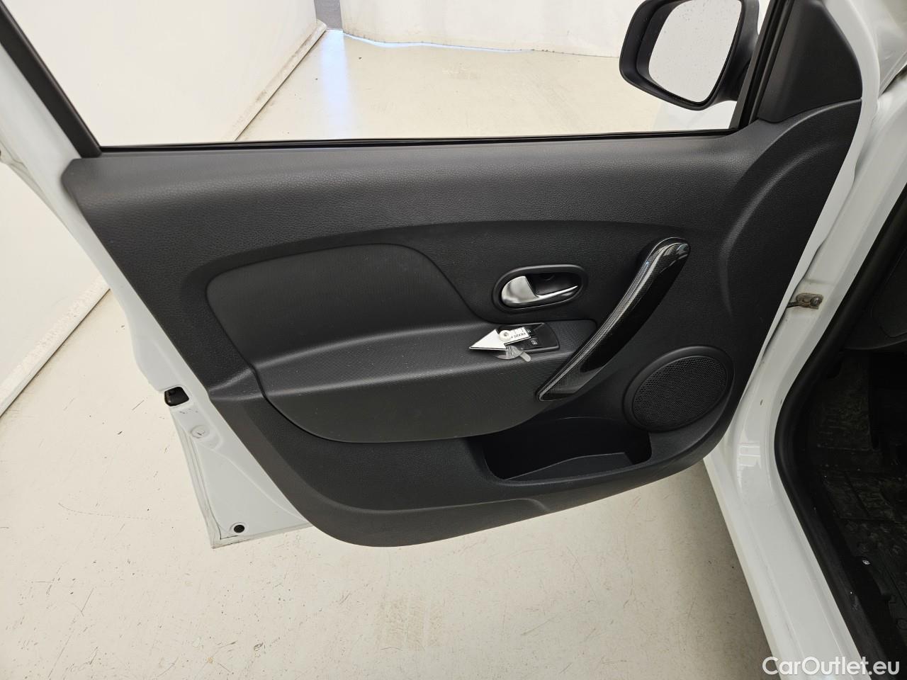  Dacia  Logan 1.5 Blue dCi 95CP Laureate #46