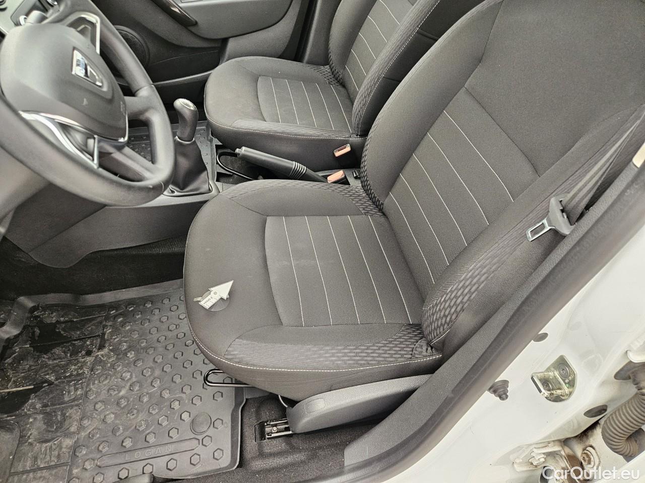  Dacia  Logan 1.5 Blue dCi 95CP Laureate #48