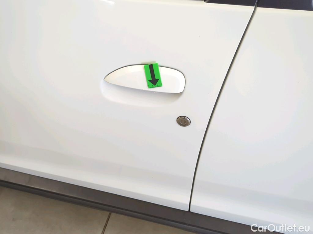  Dacia  Duster 1.5 Blue dCi 115CP Comfort 4WD #37