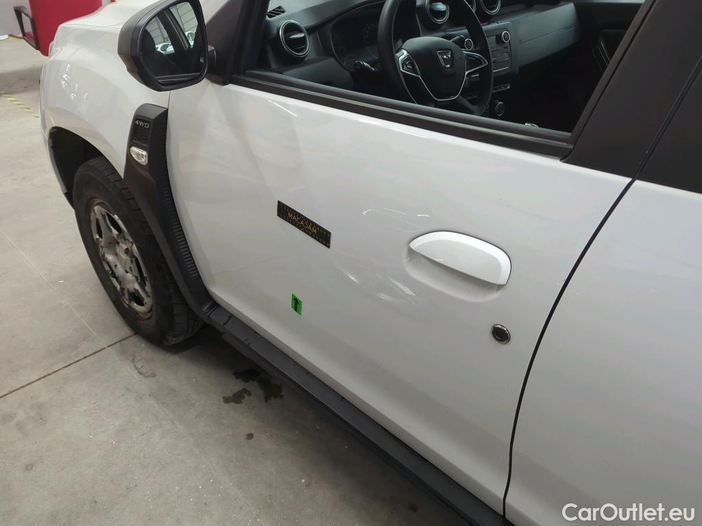  Dacia  Duster 1.5 Blue dCi 115CP Comfort 4WD #11