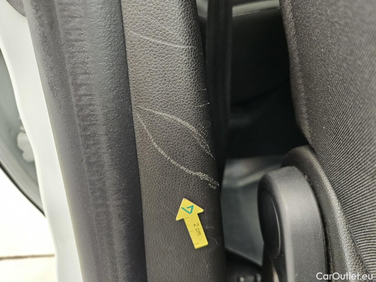  Dacia  Duster 1.5 Blue dCi 115CP Comfort 4WD #54