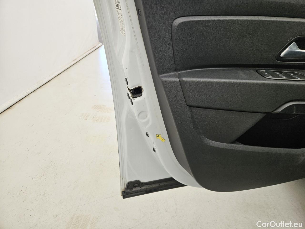  Dacia  Duster 1.5 Blue dCi 115CP Comfort 4WD #3