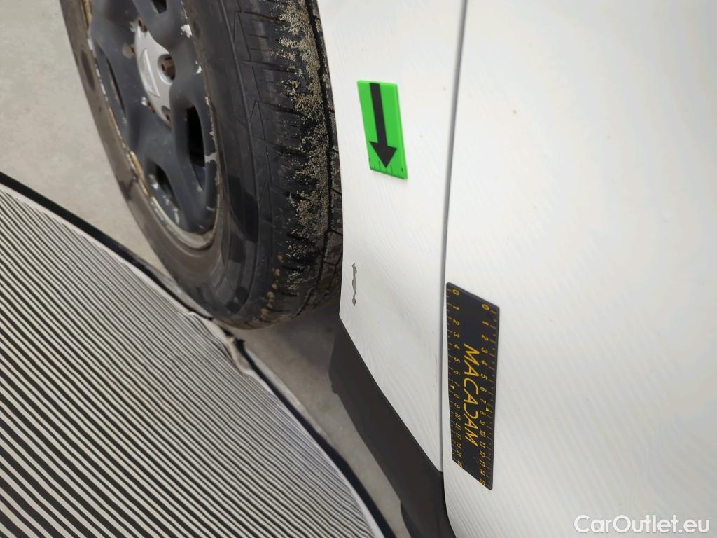  Dacia  Duster 1.5 Blue dCi 115CP Comfort 4WD #16