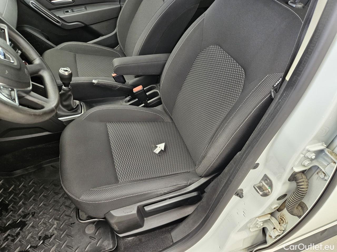  Dacia  Duster 1.5 Blue dCi 115CP Comfort 4WD #48