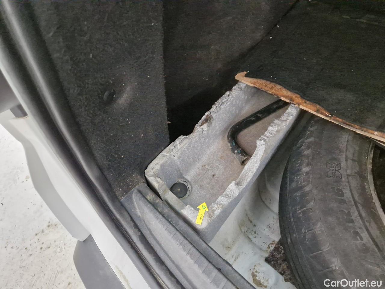  Dacia  Duster 1.5 Blue dCi 115CP Comfort 4WD #66