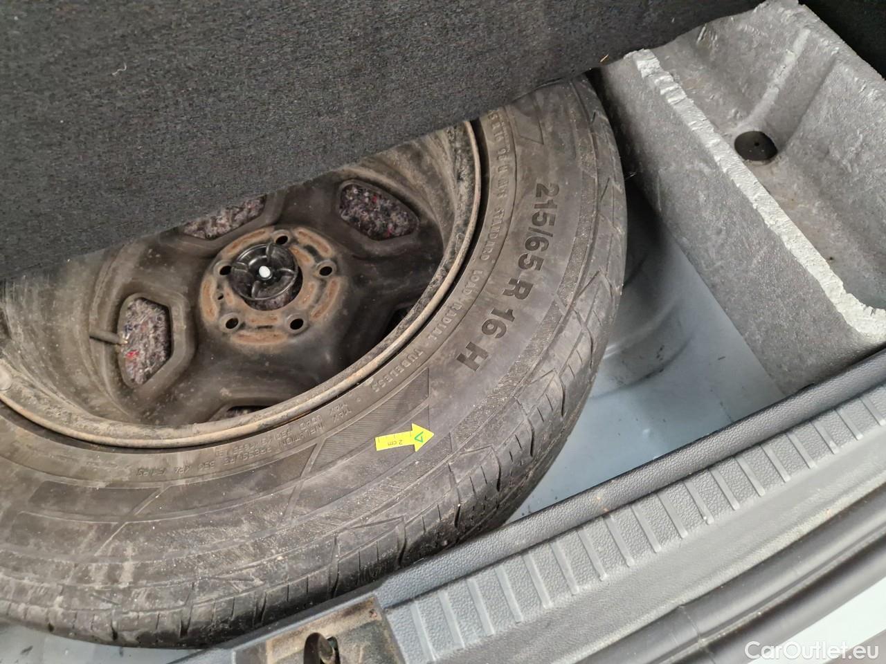  Dacia  Duster 1.5 Blue dCi 115CP Comfort 4WD #47