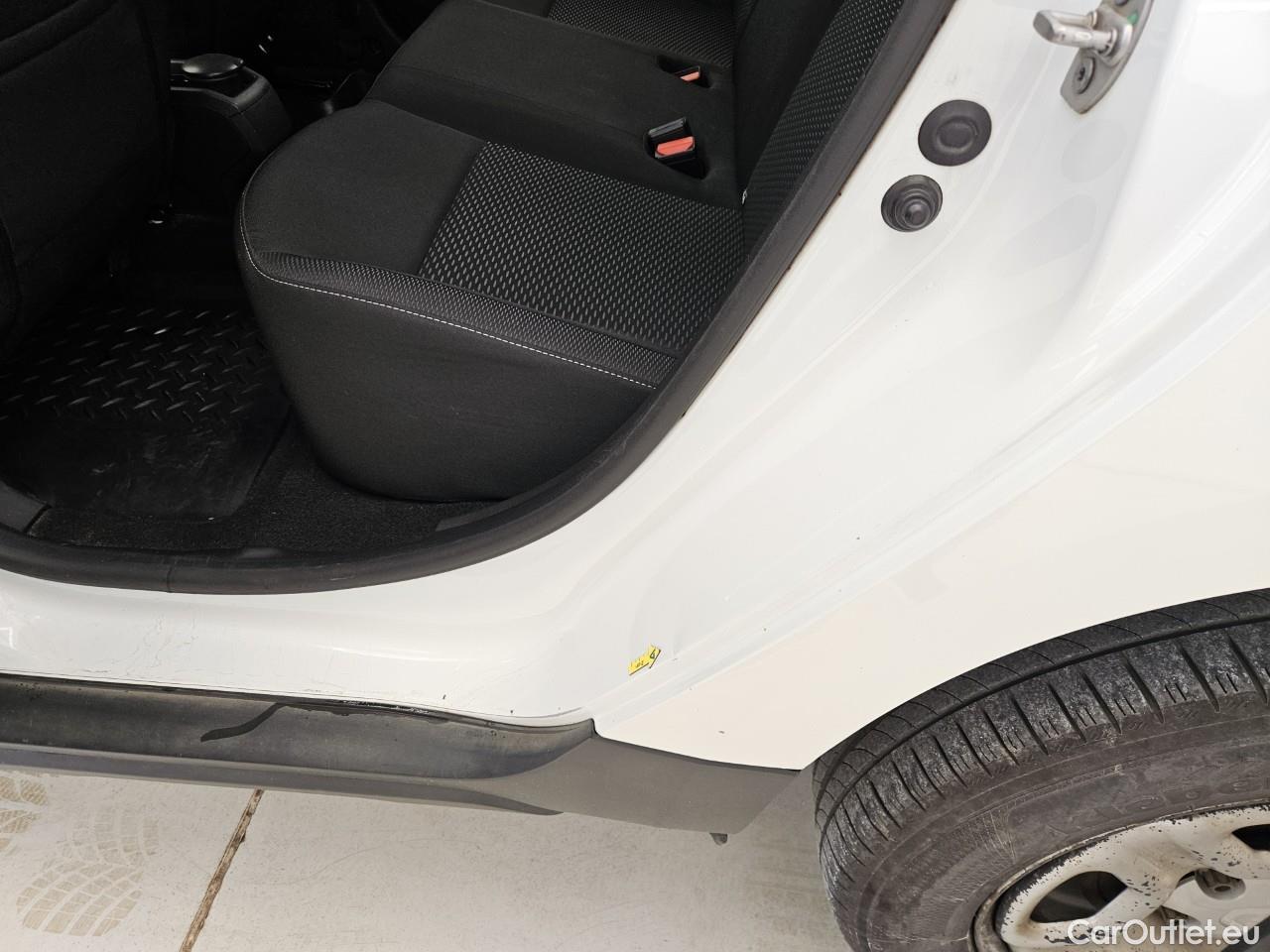  Dacia  Duster 1.5 Blue dCi 115CP Comfort 4WD #42