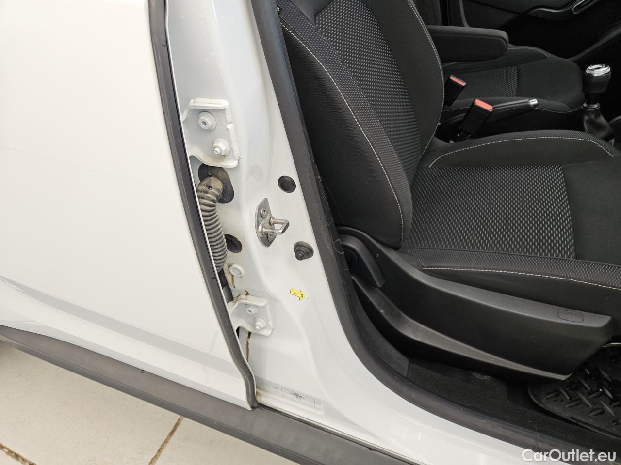  Dacia  Duster 1.5 Blue dCi 115CP Comfort 4WD #28