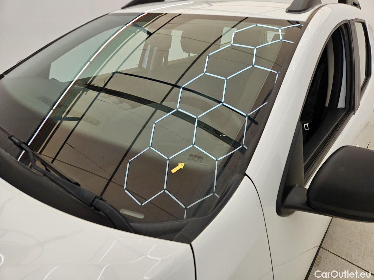  Dacia  Duster 1.5 Blue dCi 115CP Comfort 4WD #22