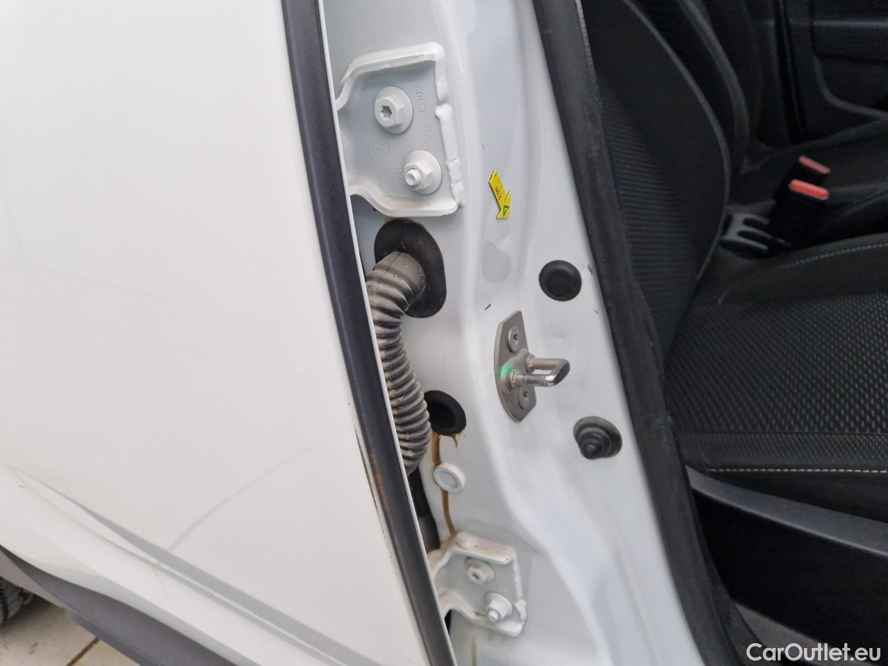  Dacia  Duster 1.5 Blue dCi 115CP Comfort 4WD #25