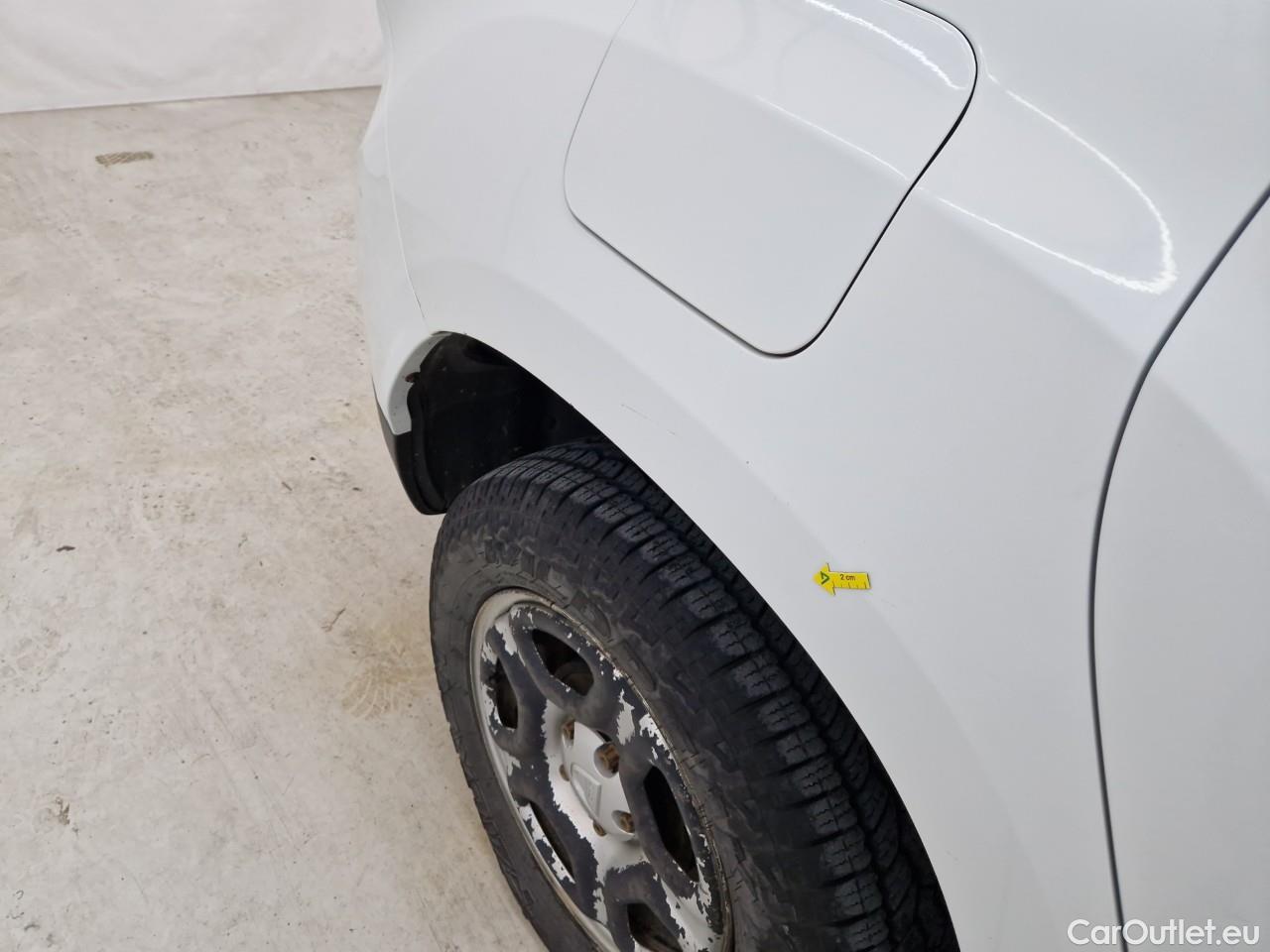  Dacia  Duster 1.5 Blue dCi 115CP Comfort 4WD #32