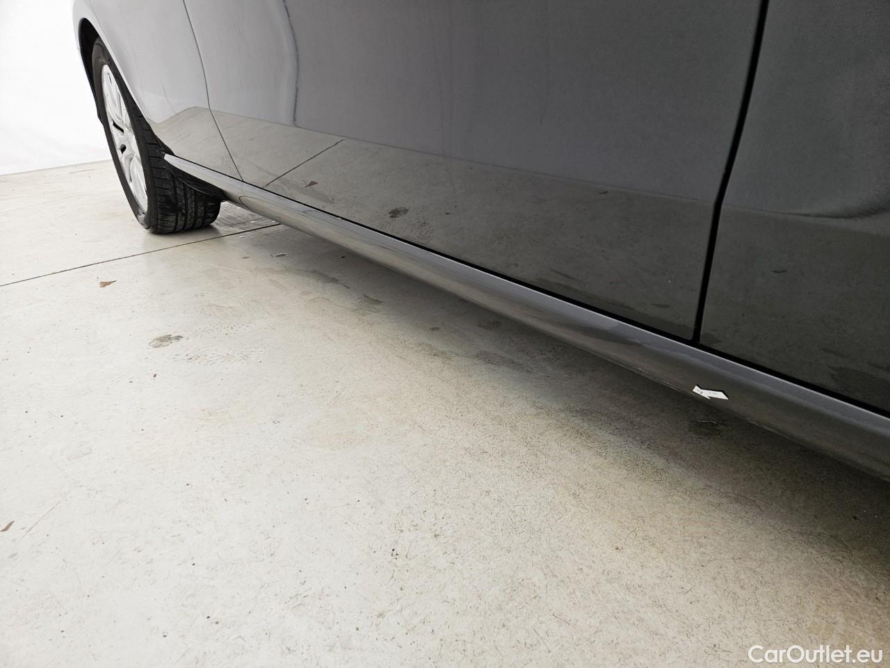  Mercedes  C-Klasse C 220 d 4MATIC #24