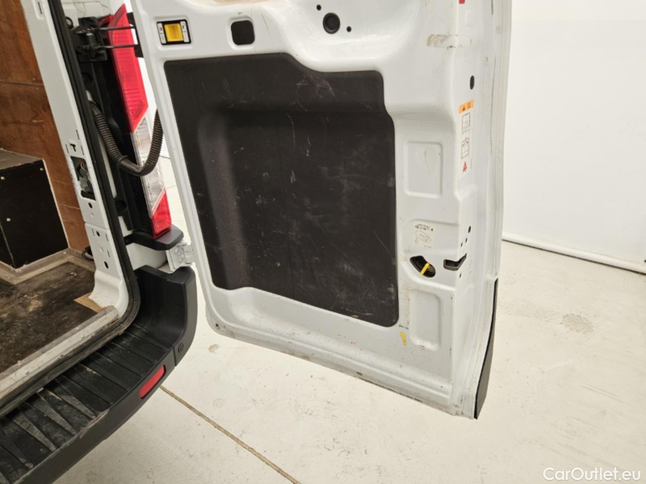  Ford  Transit 2.0L EcoBlue 130PS 350 L3H2 Trend #48