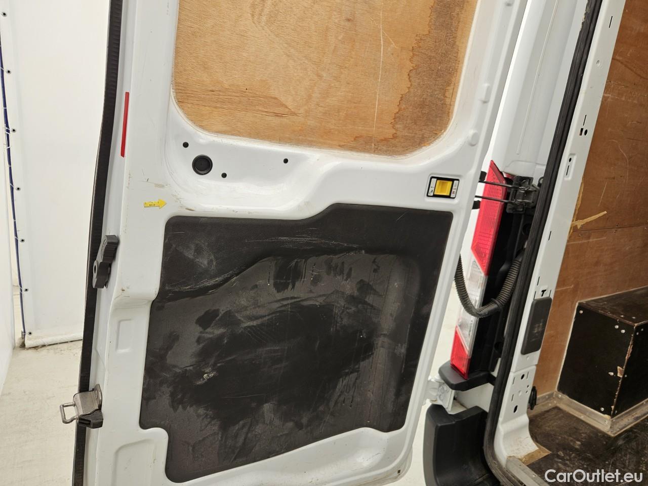  Ford  Transit 2.0L EcoBlue 130PS 350 L3H2 Trend #42