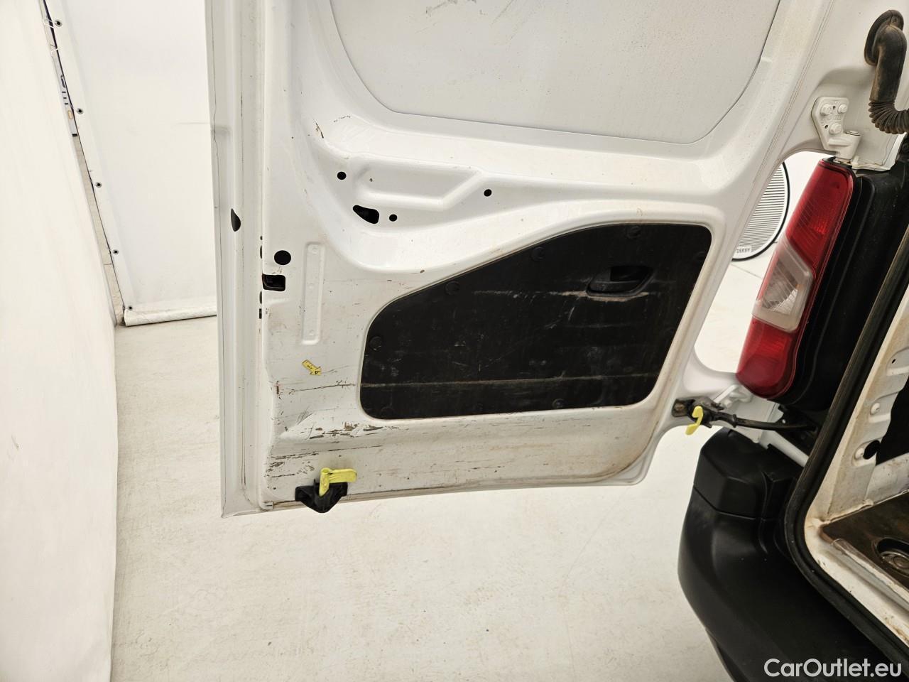  Opel  Combo D15DT 100HP MT5 Enjoy L2H1 incr #37