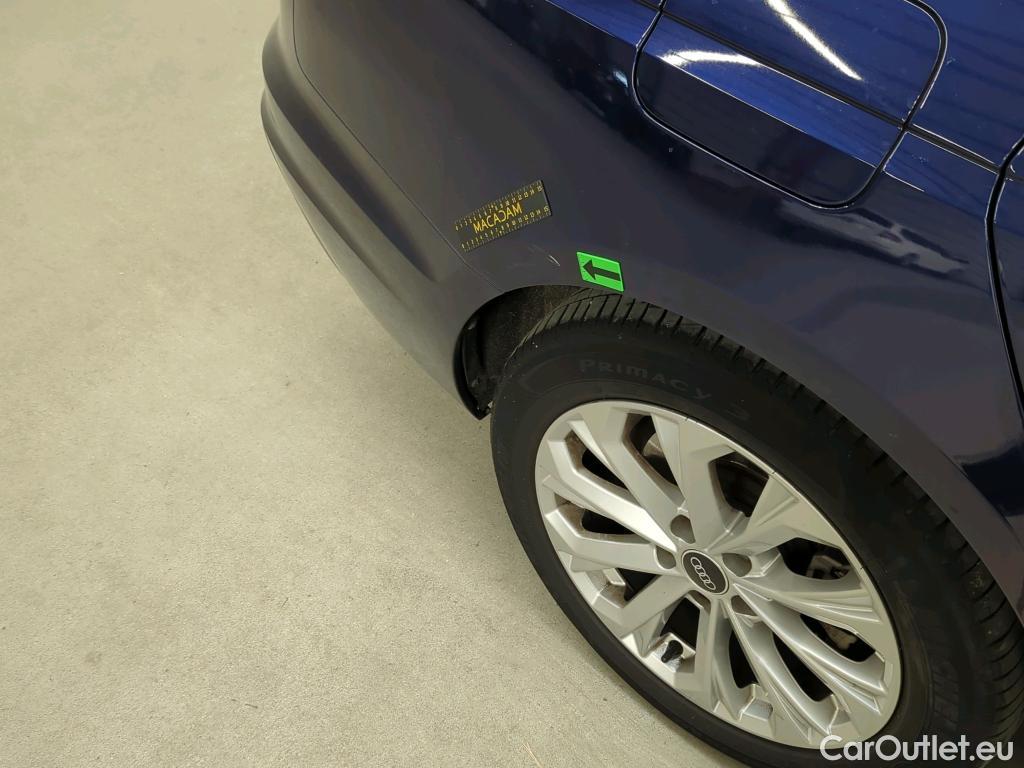  Audi  A2 Avant Advanced 40 TFSI S tronic quattro #3