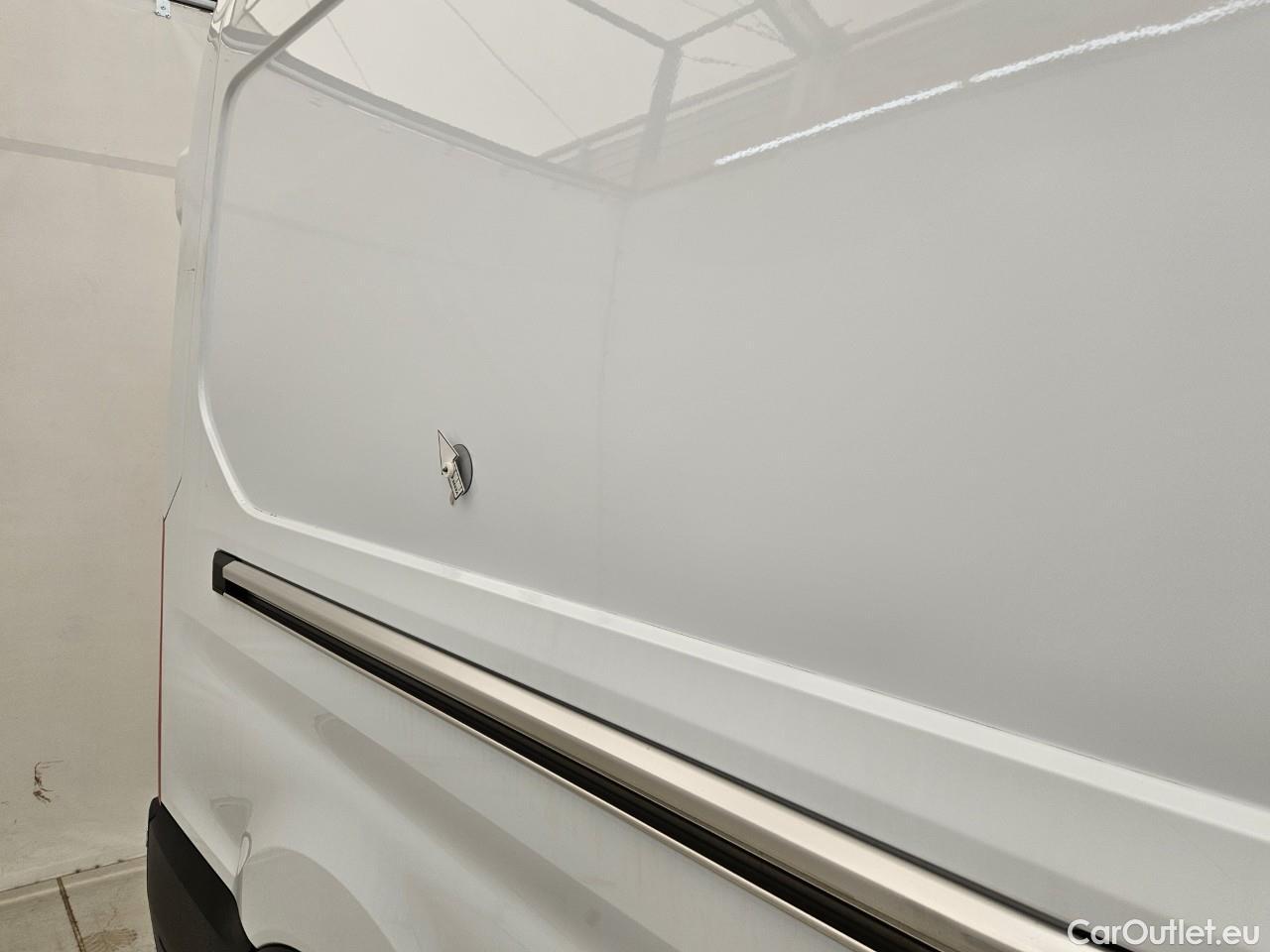  Ford  Transit 2.0L EcoBlue 130PS 350 L3H2 Trend #14