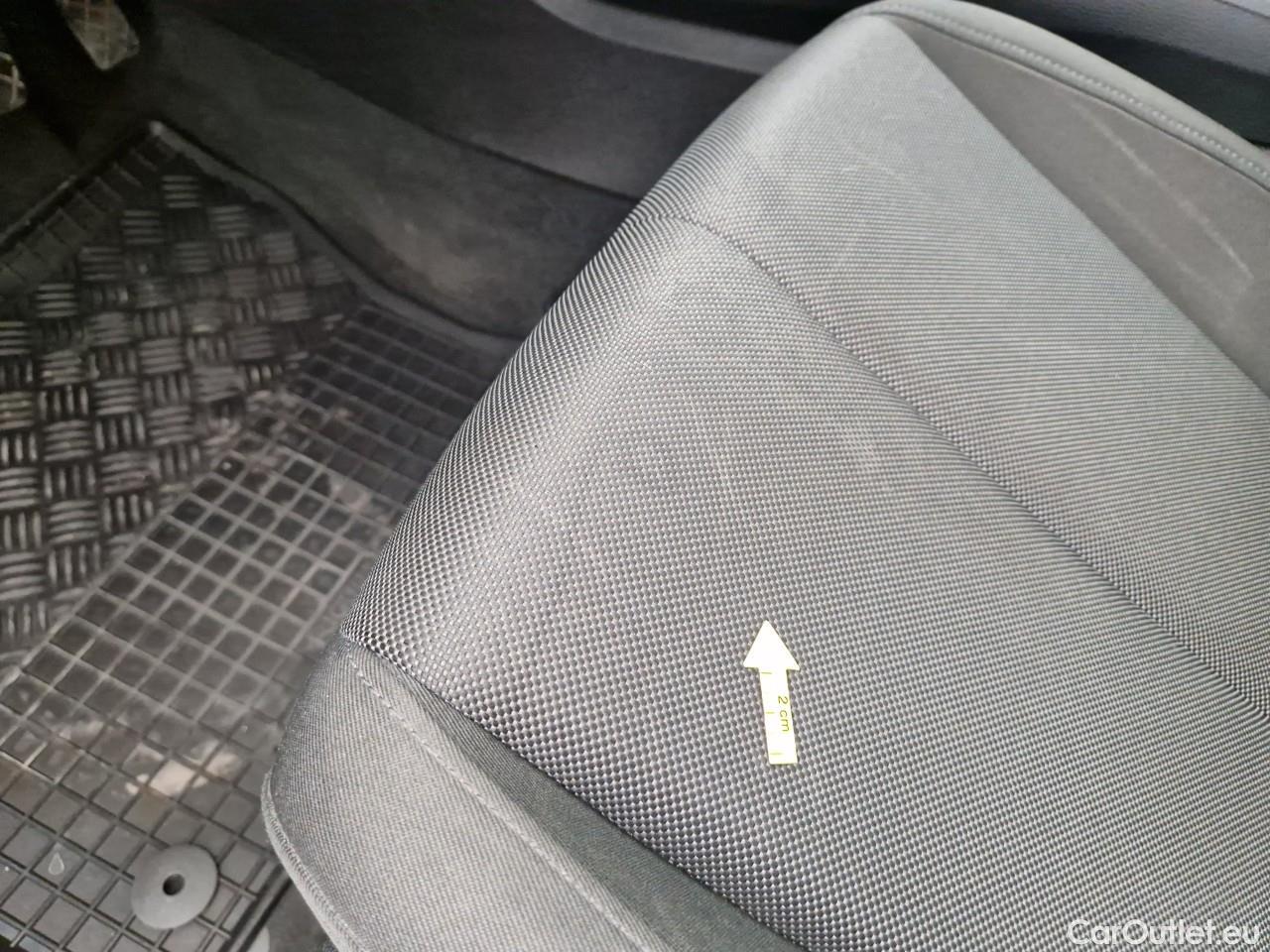  Audi  Q3  Sportback 35 TDI quattro W3 #31