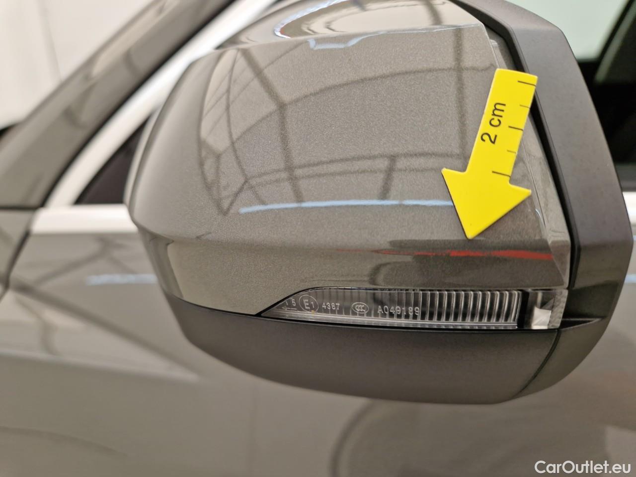  Audi  Q3  Sportback 35 TDI quattro W3 #8