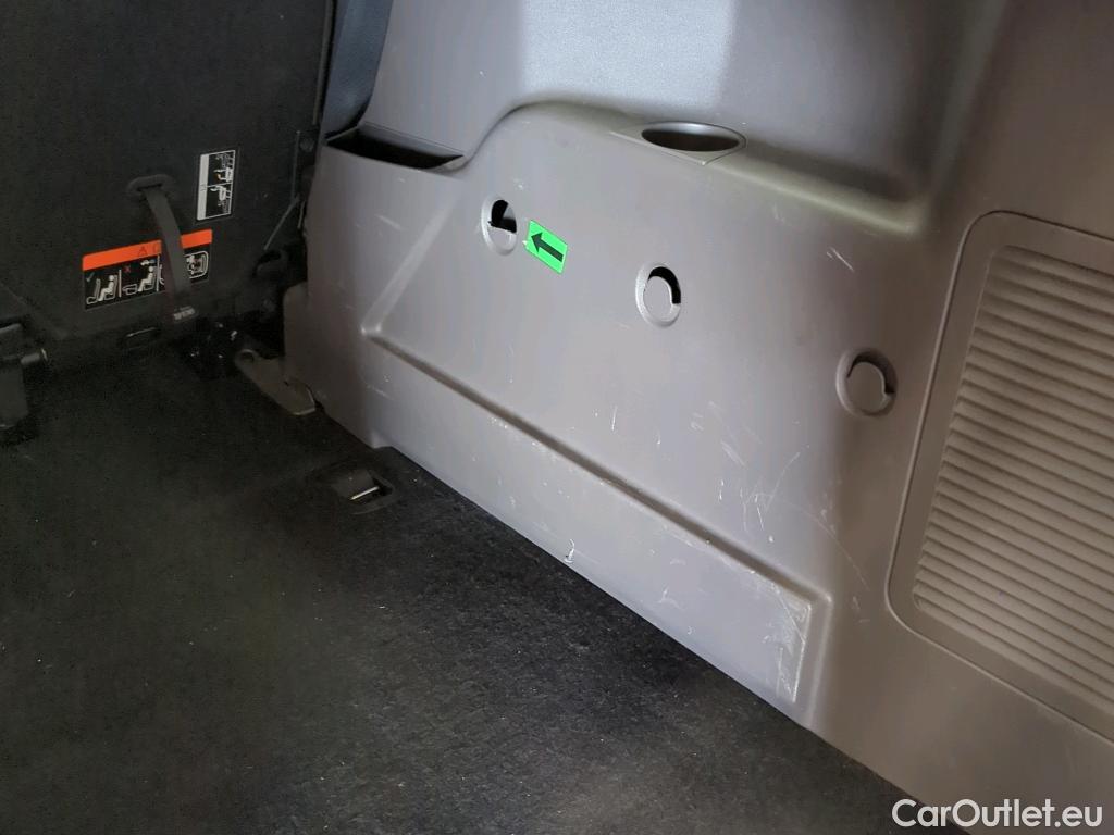  Ford  Grand Tourneo 1.5 EcoBlue 120CP Active LWB #3