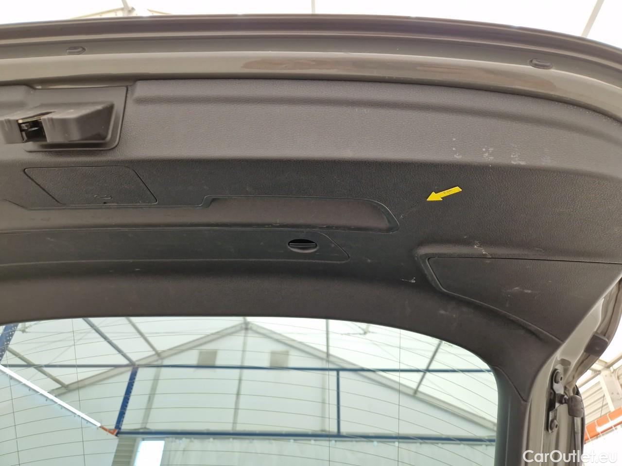  Audi  Q3  Sportback 35 TDI quattro W3 #38