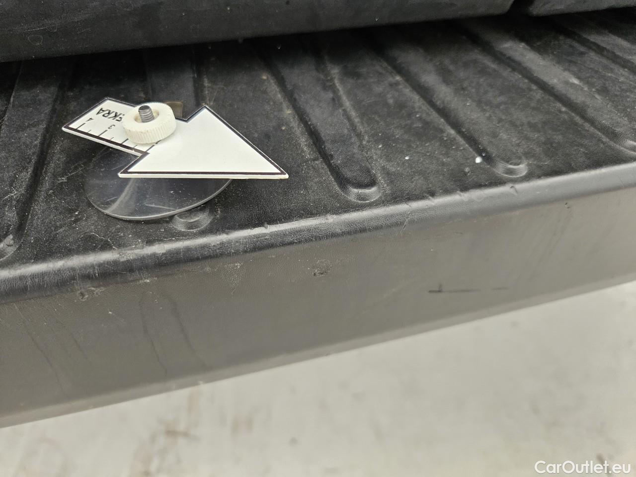  Ford  Transit 2.0L EcoBlue 130PS 350 L3H2 Trend #9