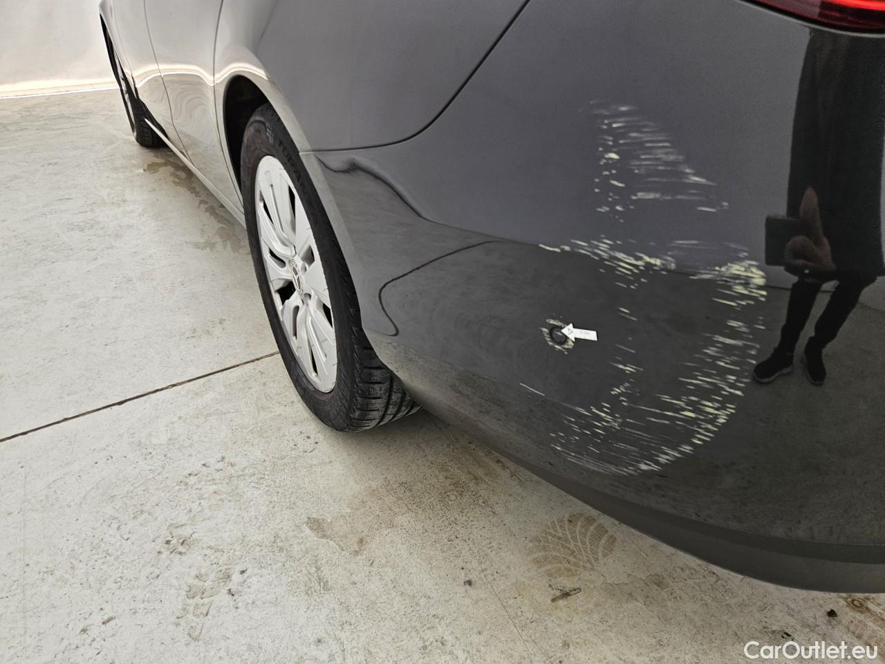  Mercedes  C-Klasse C 220 d 4MATIC #35