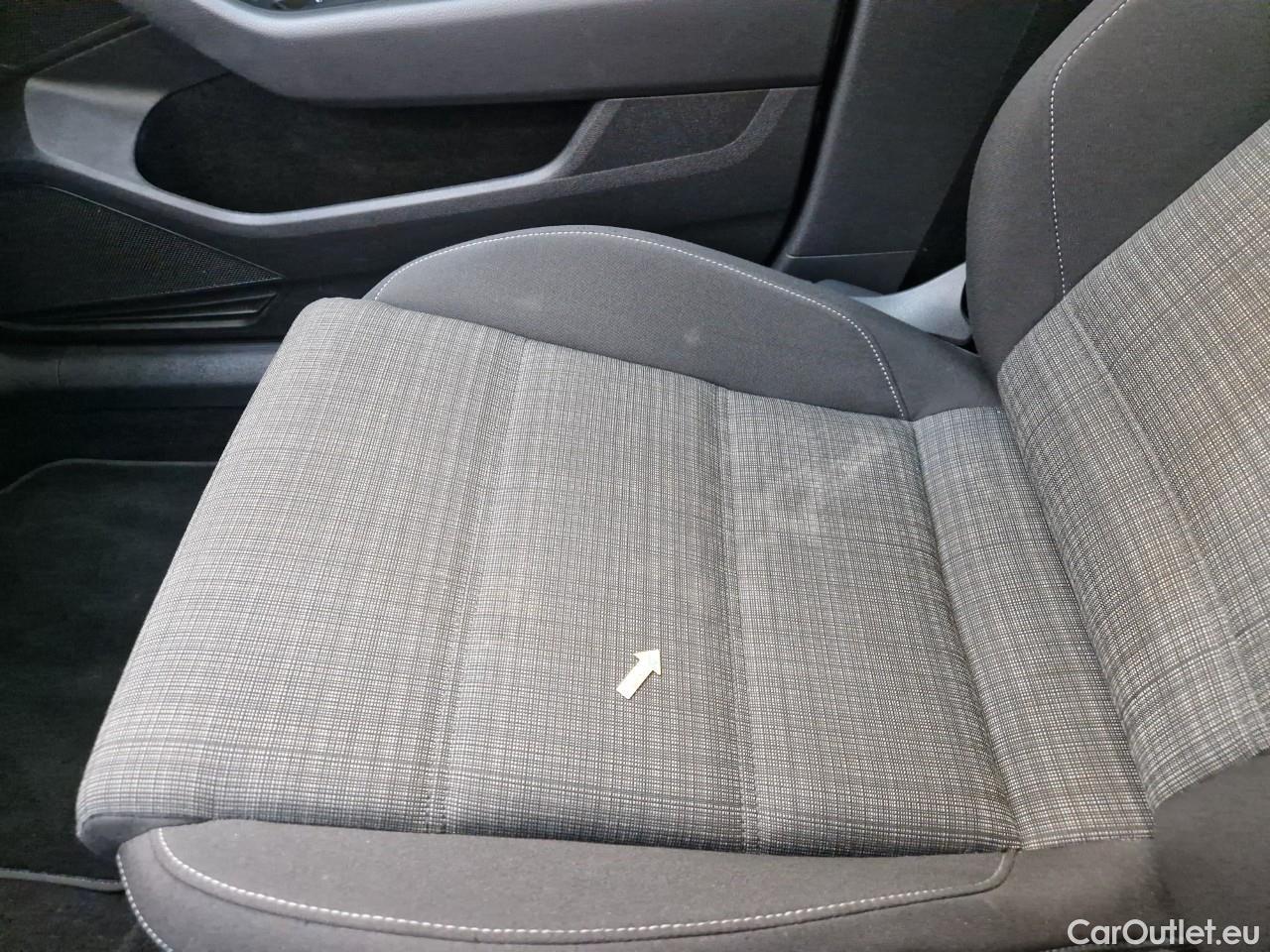  Volkswagen  Passat Comfortline1.5 TSI ACT DSG 150 CP #44