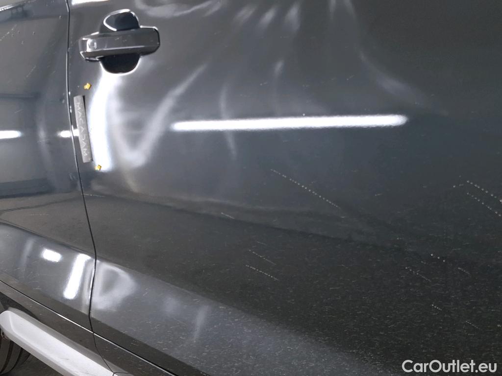  Audi  Q5 AUDI  / 2016 / 5P / SUV 40 TDI 190 QTT S TRONIC 7 DESIGN LUXE #12