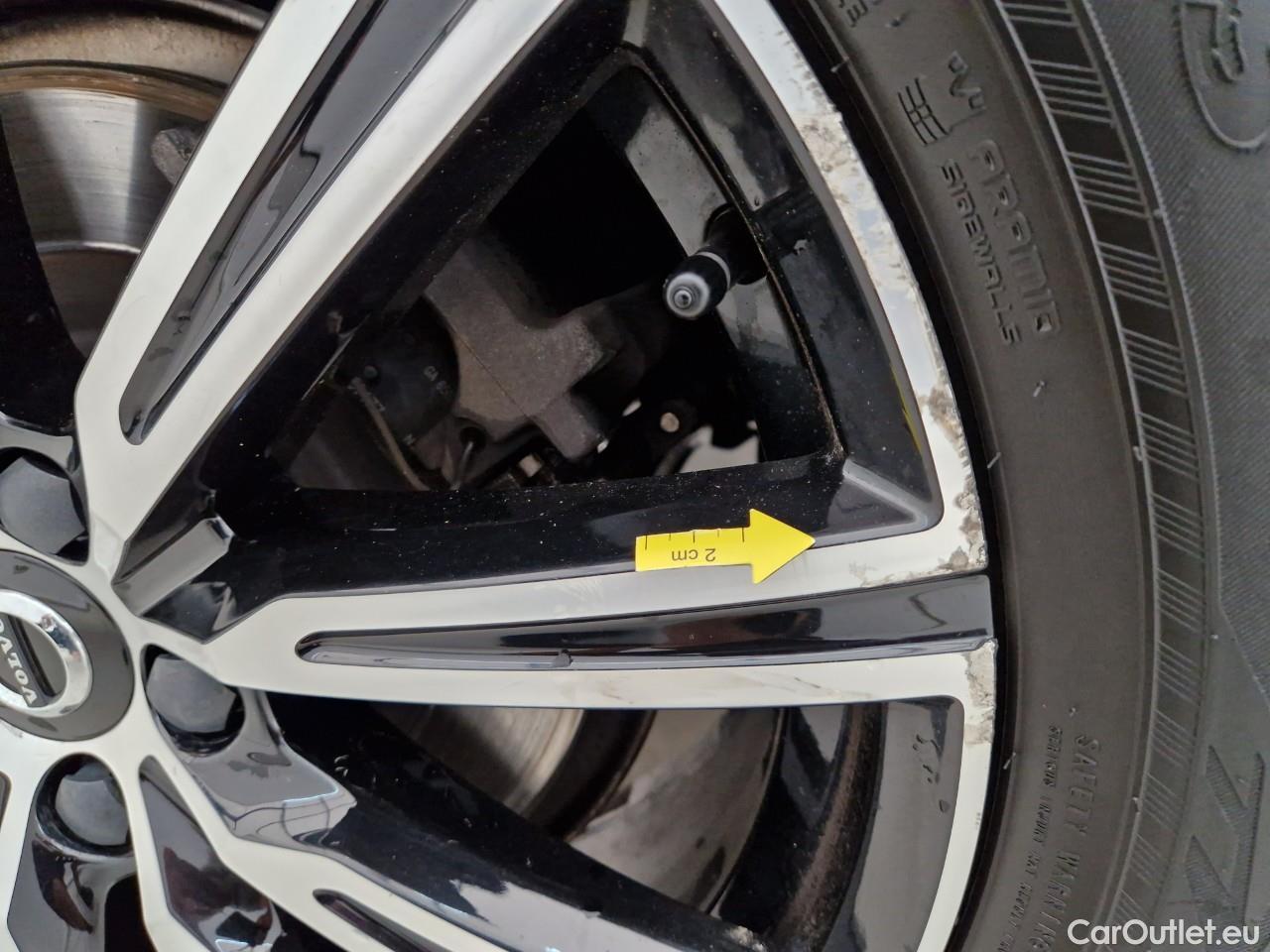  Volvo  XC60 2.0 B4 D 197CP Inscription AT8 AWD #28