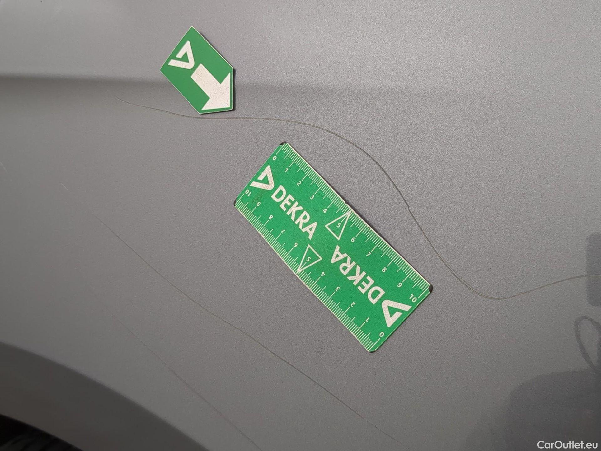  Bmw  Serie 1 Série 1 Berline 116 d Business Design 1.5 115CV BVA7 E6d #12