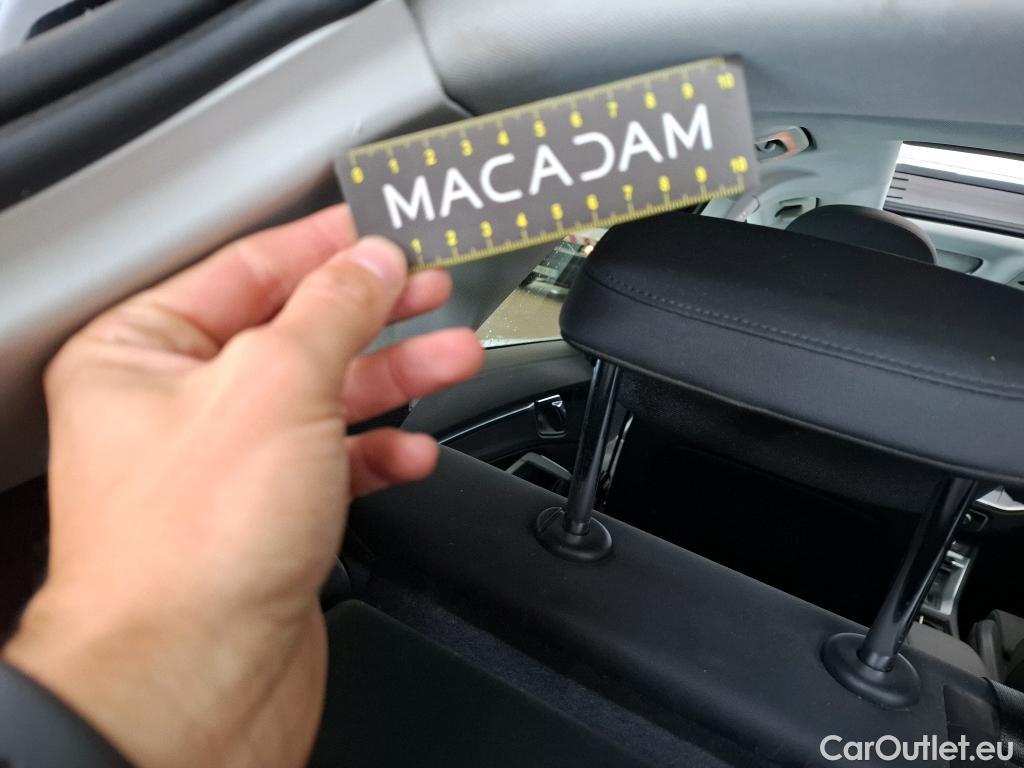  Audi  Q3  35 TDI Design luxe 2.0 TDI 150CV BVA7 E6d #25