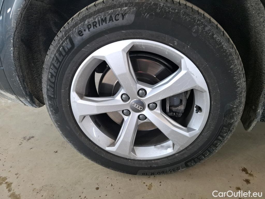  Audi  Q5 AUDI  / 2016 / 5P / SUV 40 TDI 190 QTT S TRONIC 7 DESIGN LUXE #25