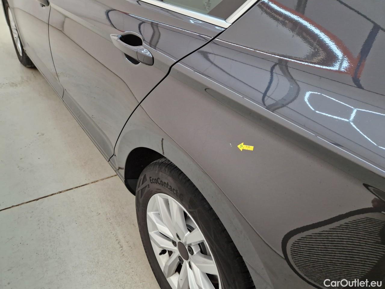  Volkswagen  Passat Comfortline1.5 TSI ACT DSG 150 CP #36