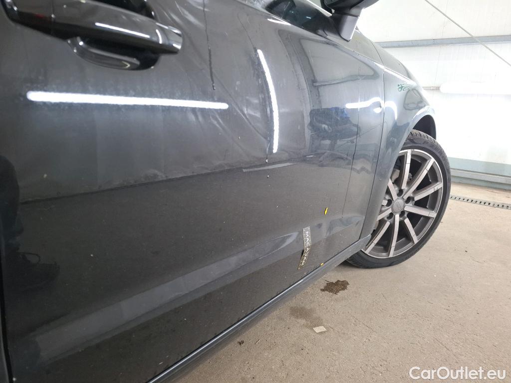  Audi  A3  Sportback 35 TFSI Design Luxe 1.5 TFSI 150CV BVA7 E6dT #5