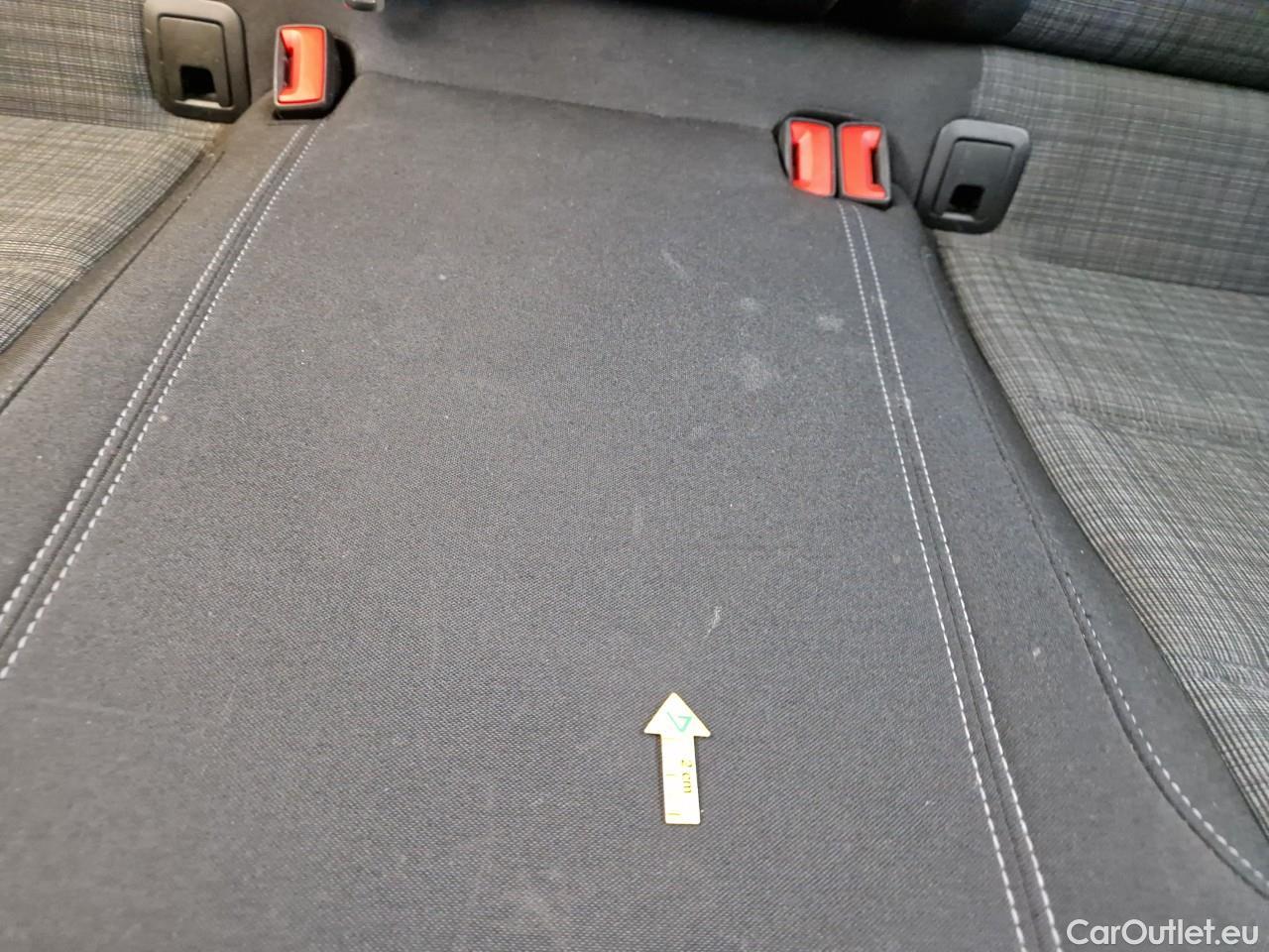  Volkswagen  Passat Comfortline1.5 TSI ACT DSG 150 CP #48