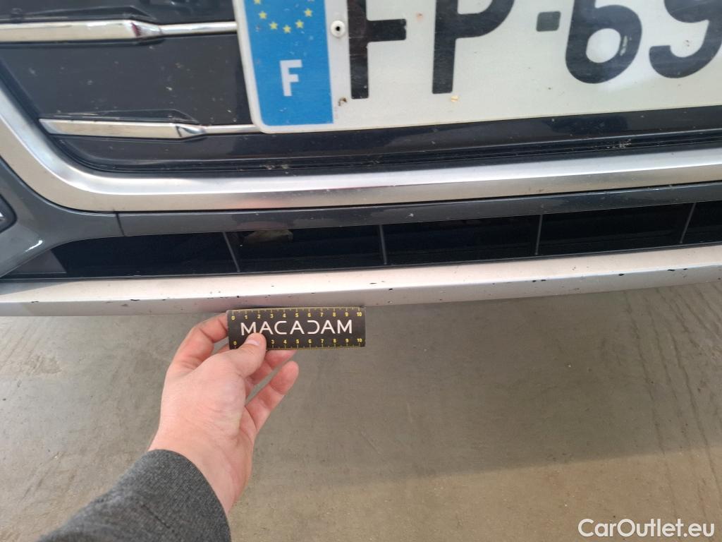  Audi  Q5 AUDI  / 2016 / 5P / SUV 40 TDI 190 QTT S TRONIC 7 DESIGN LUXE #19