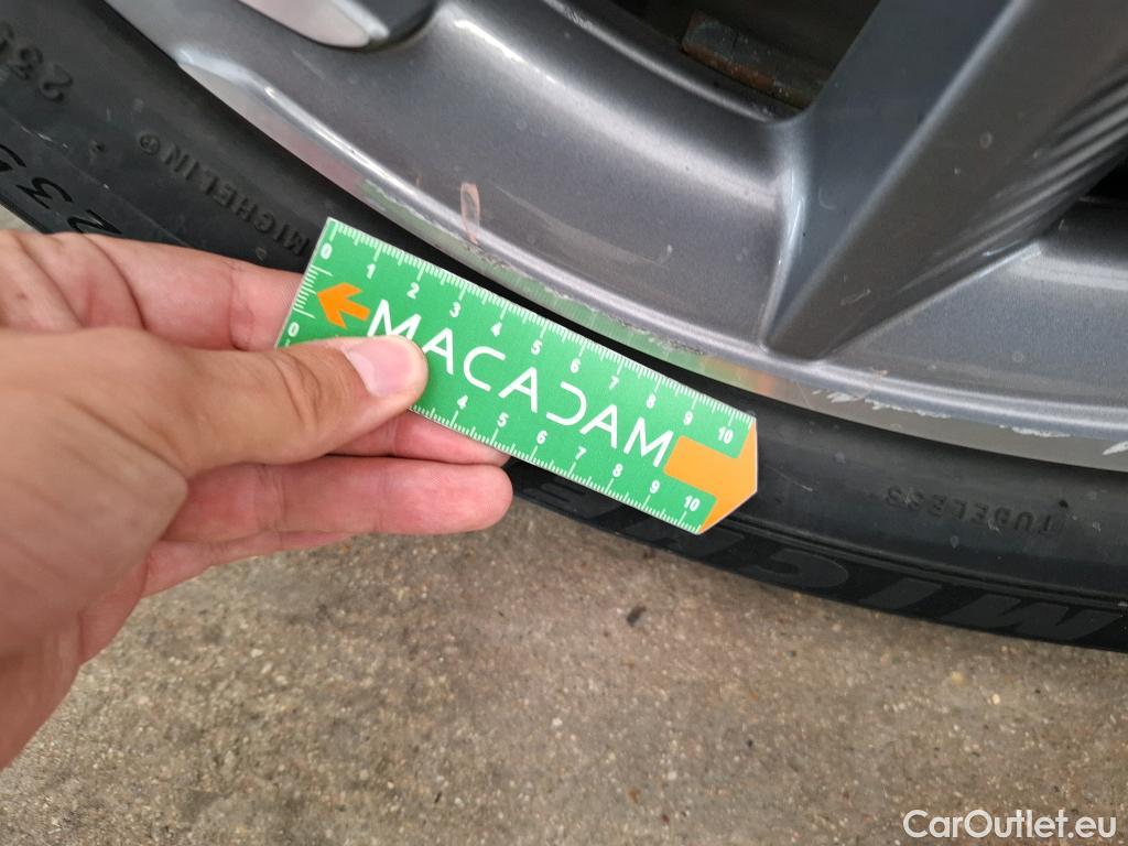  DS  DS7 DS DS 7 Crossback / 2017 / 5P / SUV BlueHDi 130 Auto Executive #34