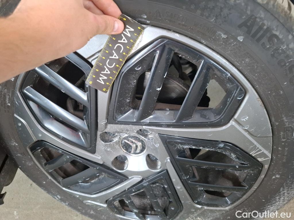  Citroen  C4  Berline Feel Pack 1.2 PureTech 130CV BVM6 E6d #12