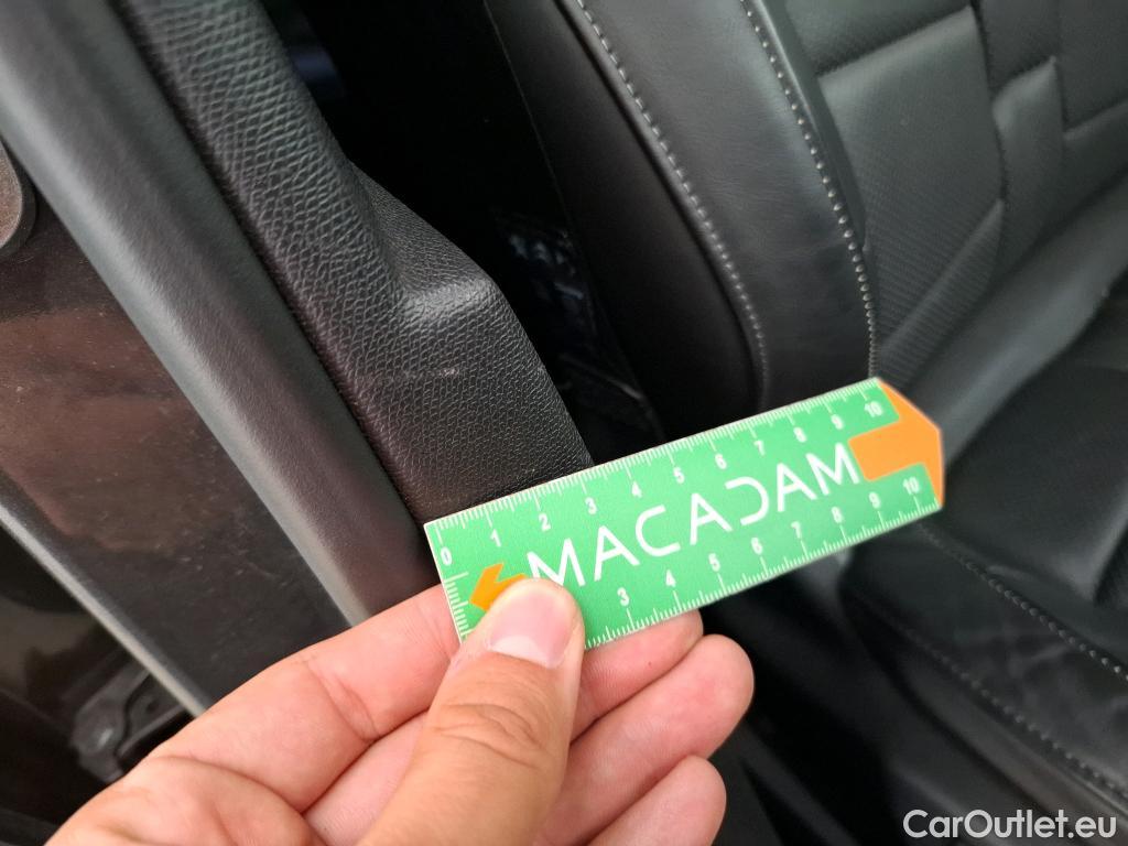  DS  DS7 DS DS 7 Crossback / 2017 / 5P / SUV BlueHDi 130 Auto Executive #25