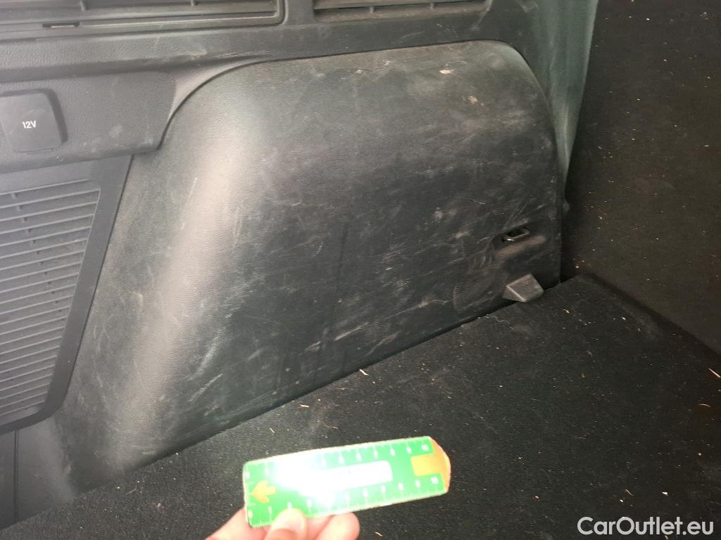  Ford  Kuga FORD  / 2019 / 5P / SUV 2.5 190 hybrid Flexifuel Pshift Titanium #12