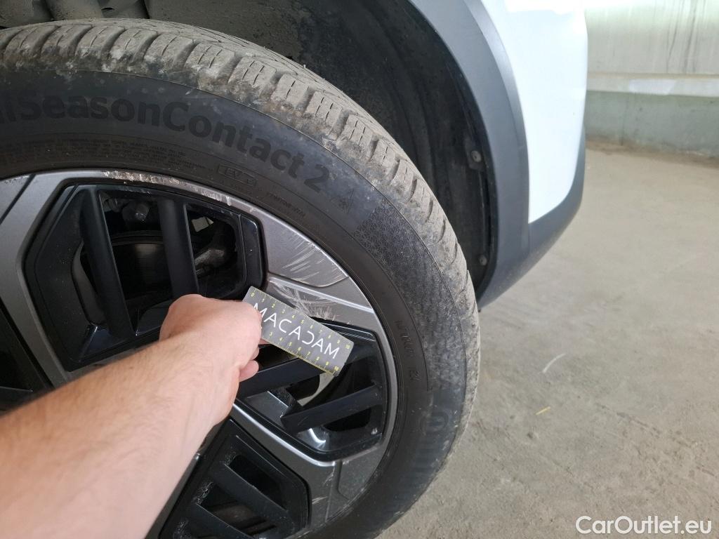  Citroen  C4  Berline Feel Pack 1.2 PureTech 130CV BVM6 E6d #22