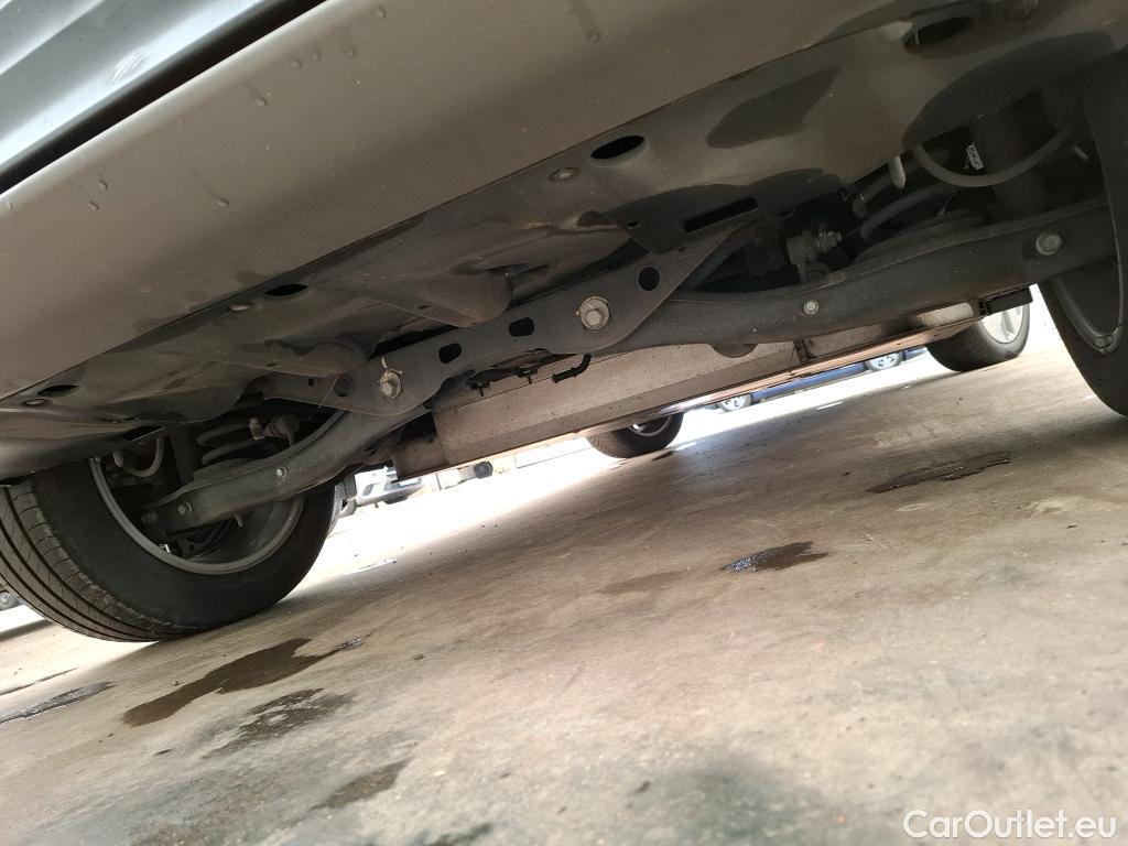  Hyundai  Konna HYUNDAI Kona / 2017 / 5P / SUV ELECTRIQUE 39 kWh 136 ch Creative #7