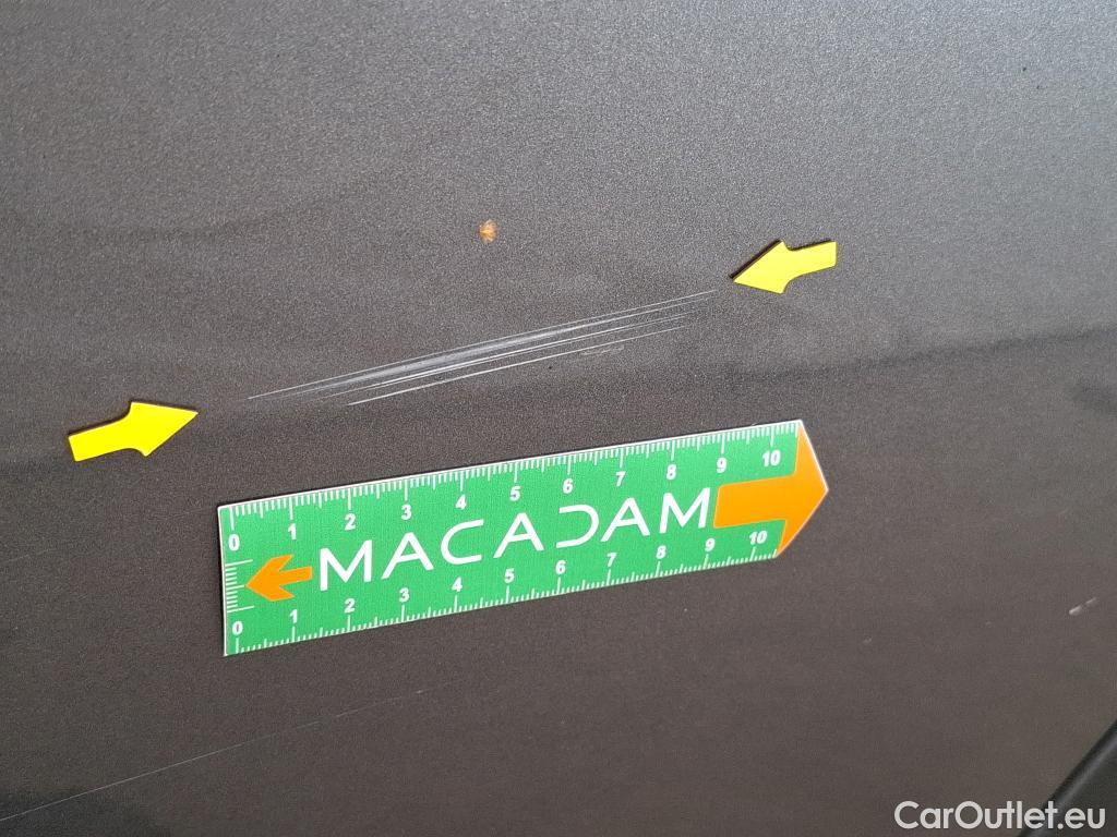  DS  DS7 DS DS 7 Crossback / 2017 / 5P / SUV BlueHDi 130 Auto Executive #7